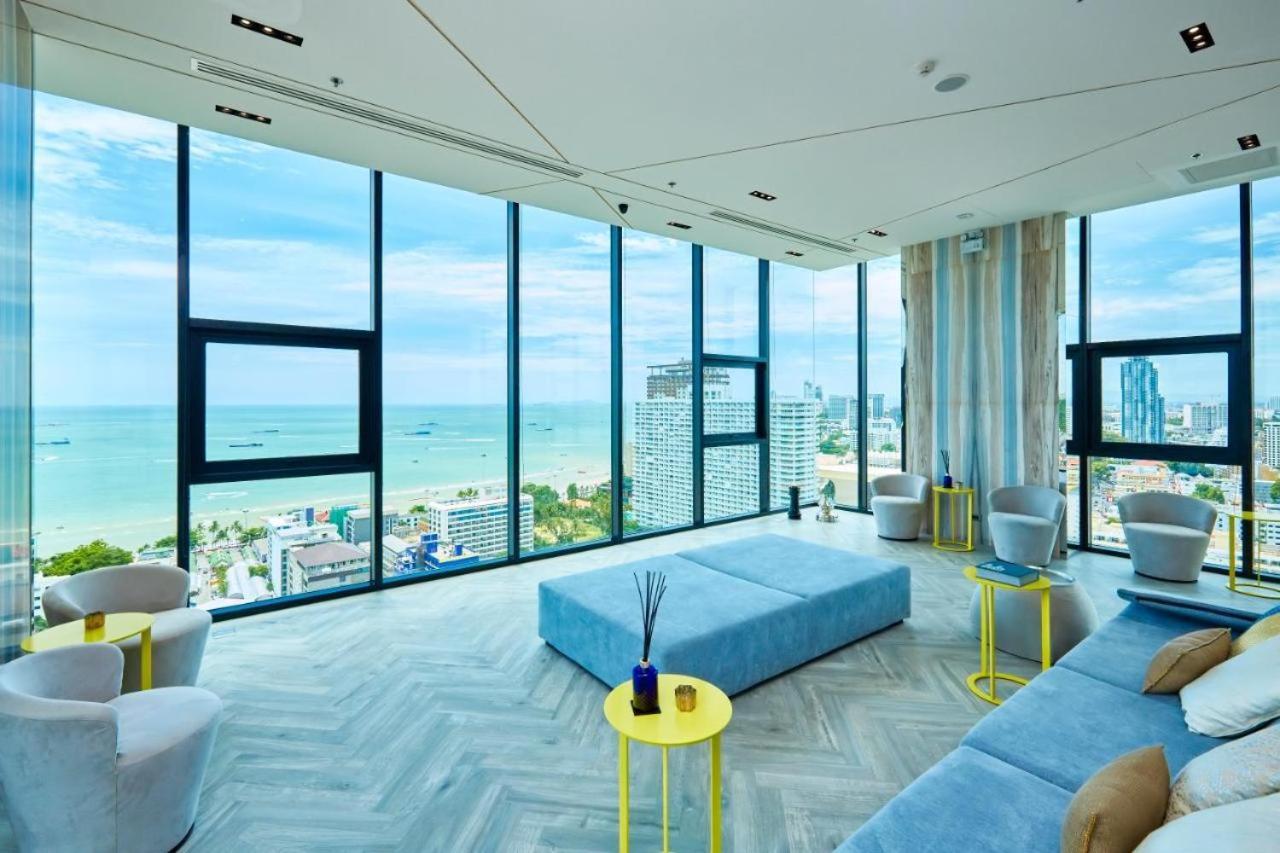 Apartemen Great Location With Infinity Pool -central *