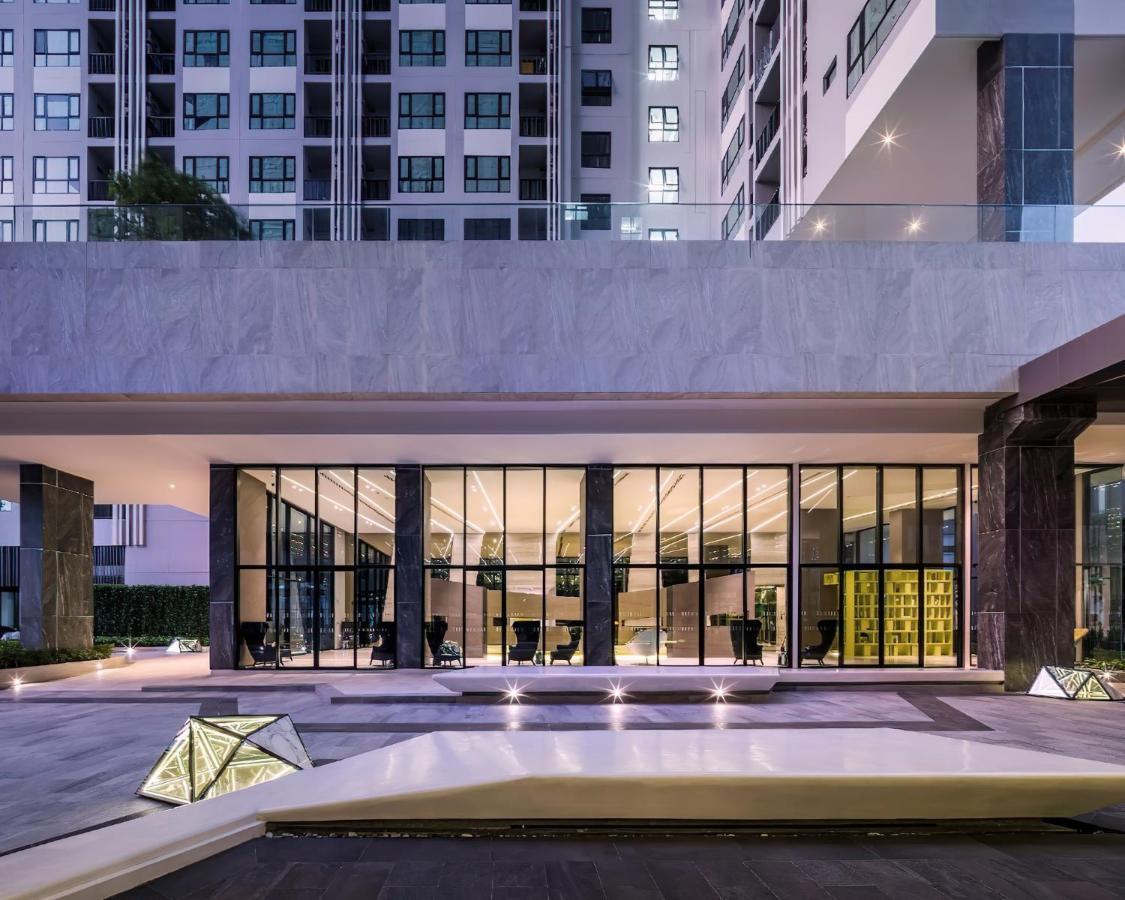 Apartemen Great Location With Infinity Pool -central *